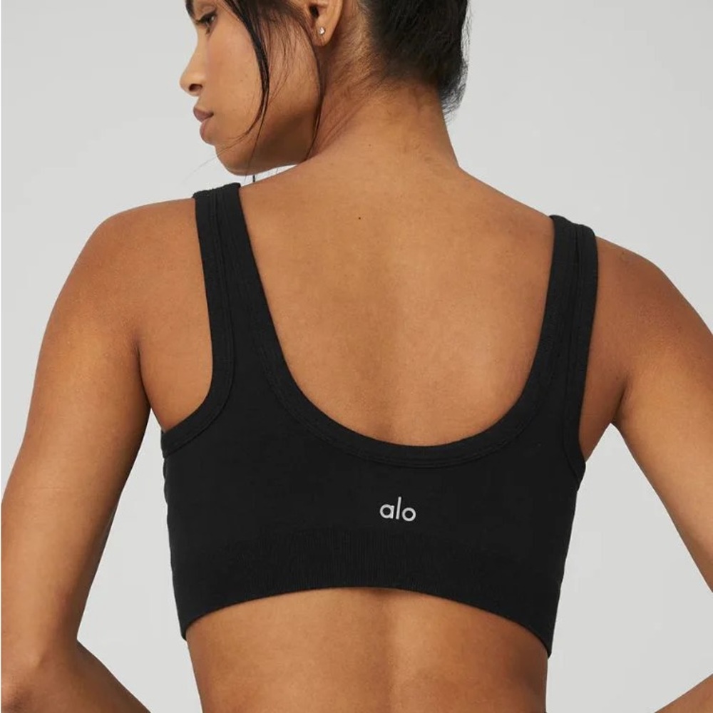 ALO Yoga Seamless Chosen Black Sports Bra